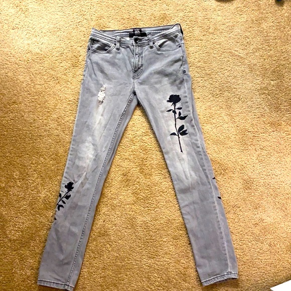 stretch embroidered jeans